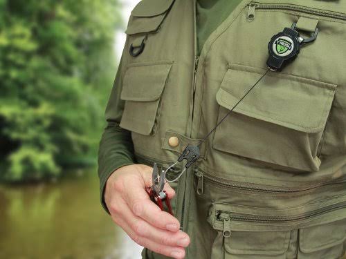 Large Retractable Gear Tether with Rotating Clip, 48 inch Kevlar Cord, Black Polycarbonate Case U814