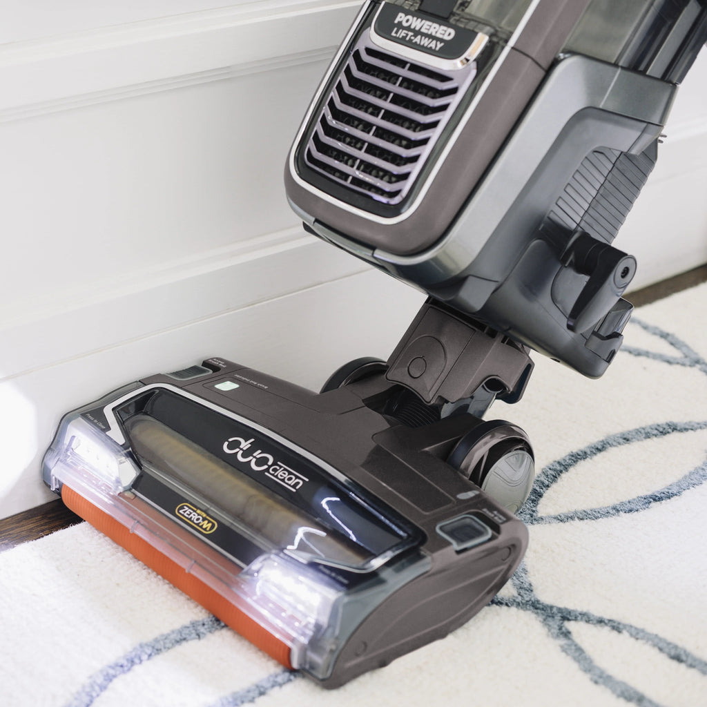 Powered Lift-Away Upright Vacuum with DuoClean Self-Cleaning Z259028