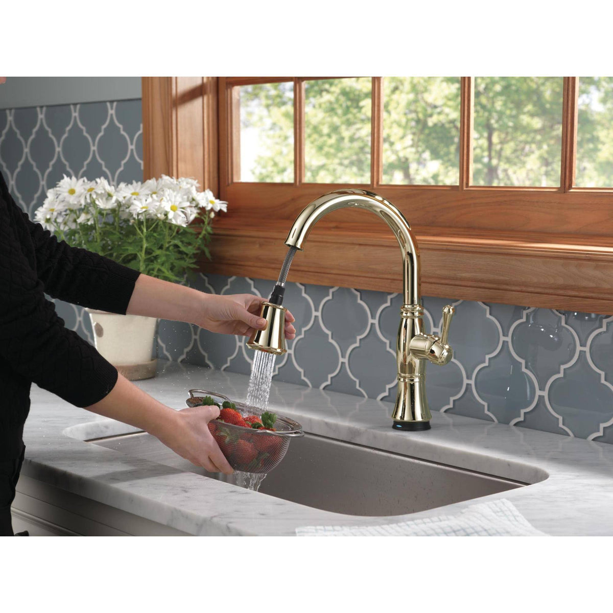 Champagne Bronze Single Handle Pull Down Kitchen Faucet G166