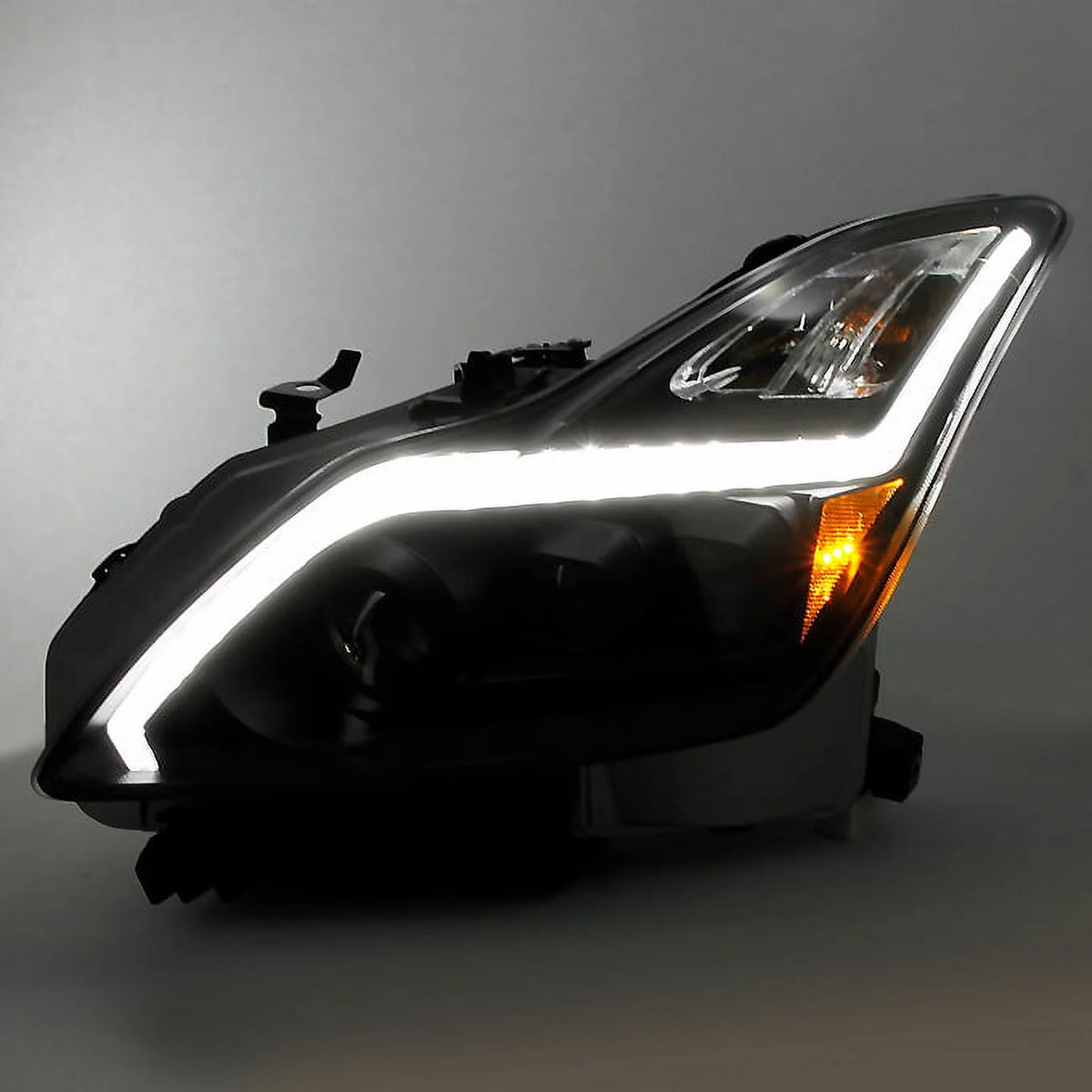 Smoked LED Projector Headlights & 3D LED Tail Lights R47688