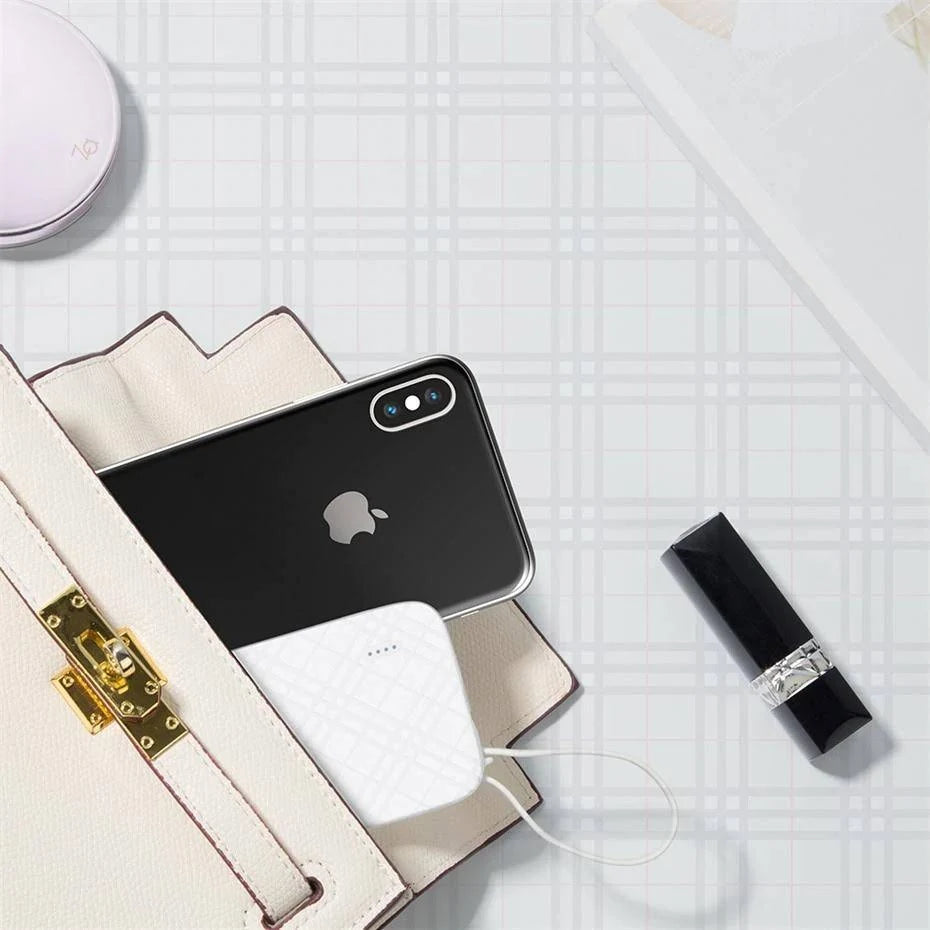 10000mAh Power Bank with Built-in Micro USB Cable Q35465