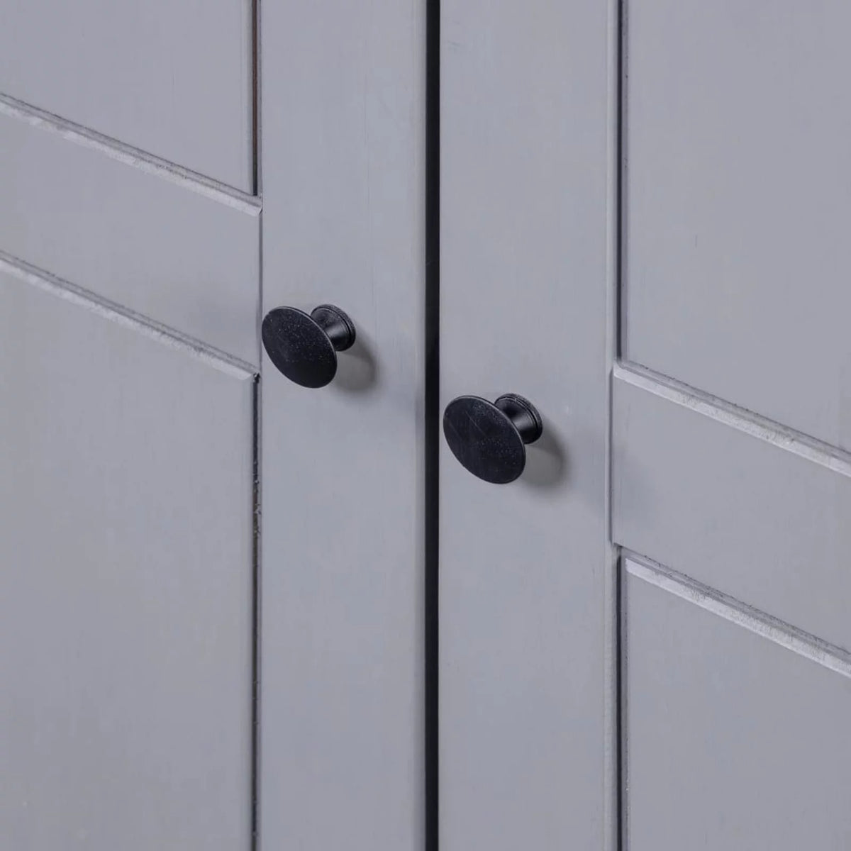 3-Door Gray Pine Wardrobe H5197