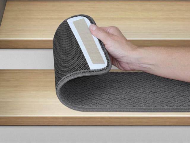 Set of 12 Gray Adhesive Carpet Stair Treads G530756