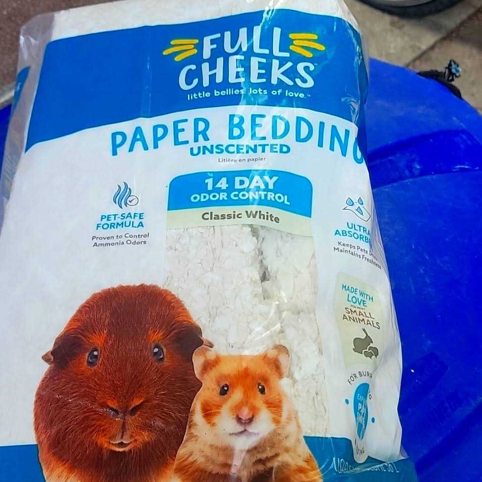 Small Pet Paper Bedding Z48500