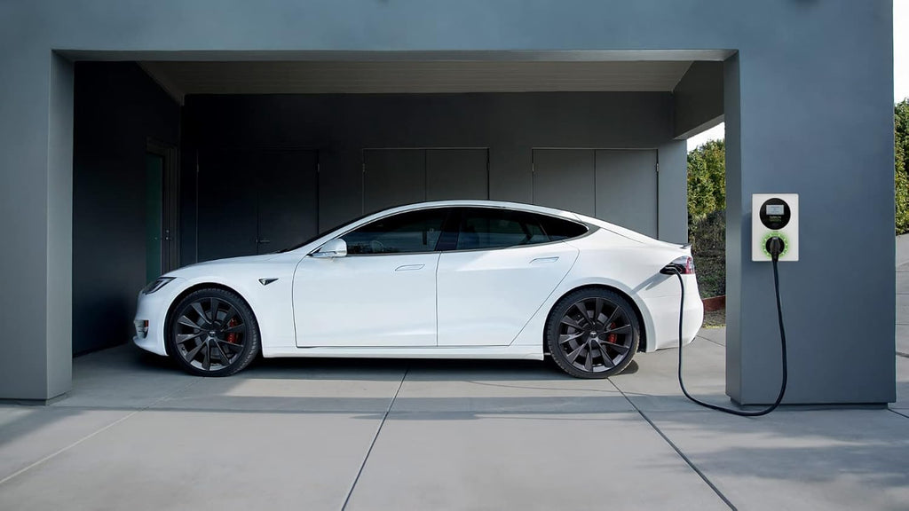 Level 2 Smart Electric Vehicle Charger with LCD Touchscreen N8770